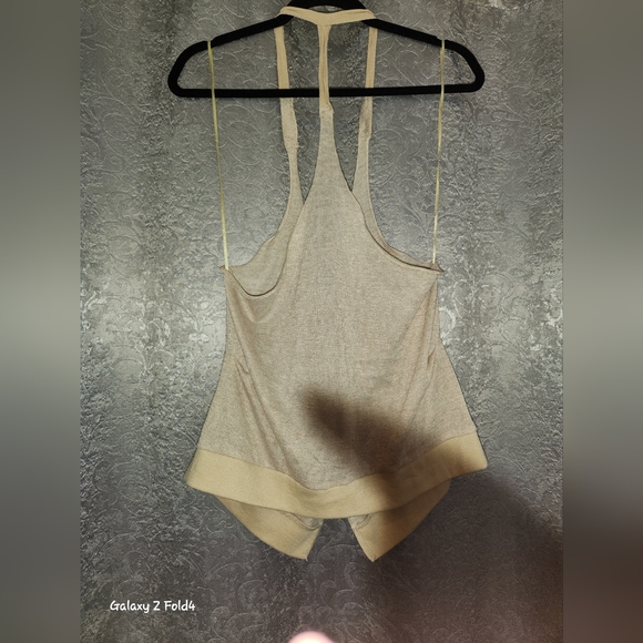 Two tone tank - Picture 5 of 9